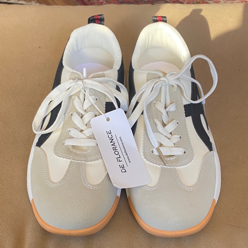 Light Beige and Black Women's Athletic Sneakers - Casual Trainer - Picture 7 of 7